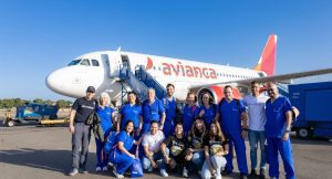 Más que vuelos: así están llegando médicos, órganos y tratamientos a zonas donde la salud no alcanza. Foto: Avianca.