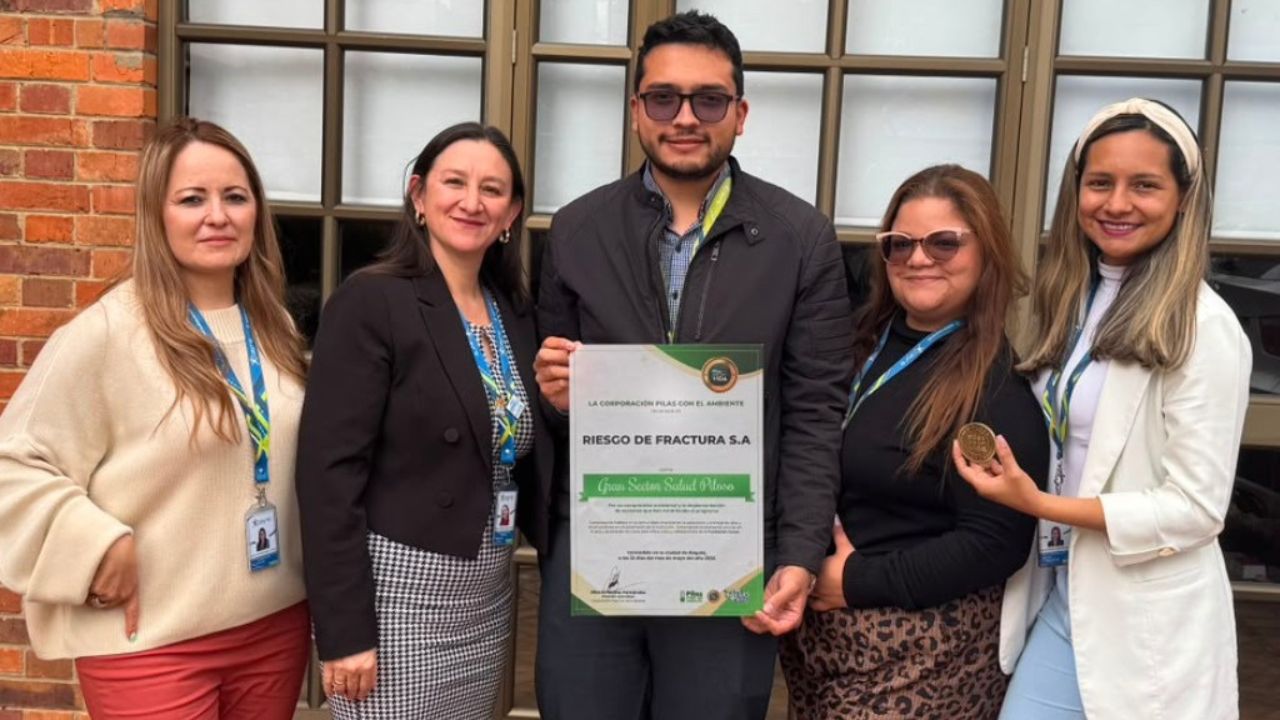 Cayre IPS es reconocida por su liderazgo en gestión ambiental y reciclaje de pilas. Foto: Cayre IPS.